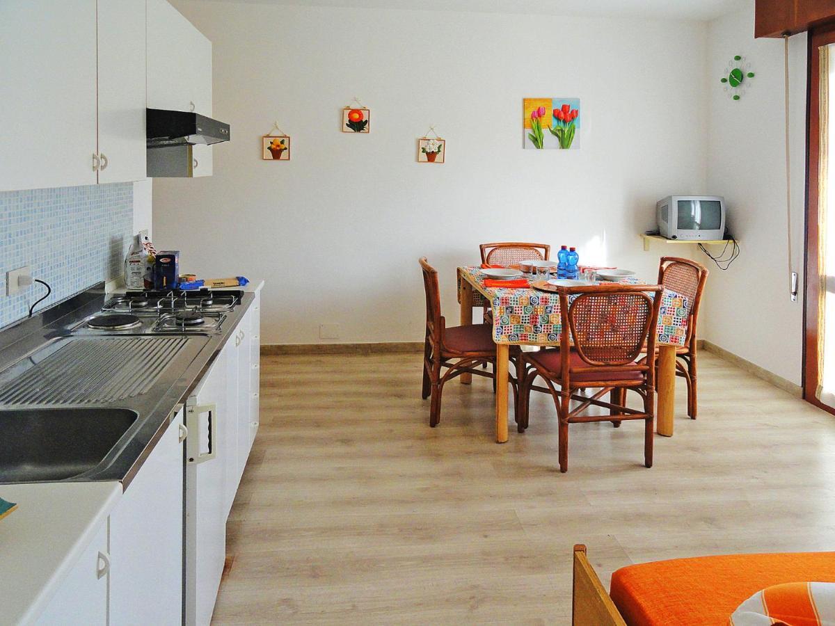Apartment Antonella-1 By Interhome Бибионе Екстериор снимка